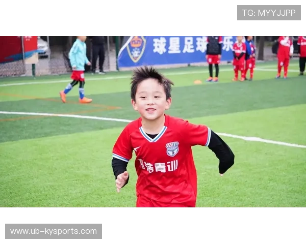 足球联赛推动俱乐部青训的产学研合作与资源整合,足球俱乐部青训简介 足球联赛推动俱乐部青训的产学研合作与资源整合,足球俱乐部青训简介
